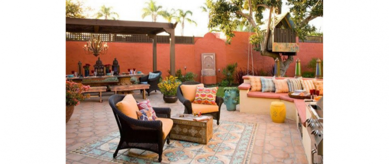 Diseño de patio para los amantes de viajar