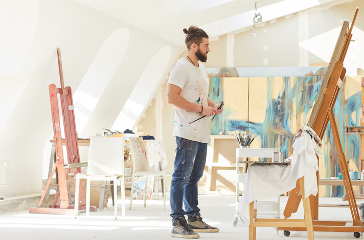 Accesorios indispensables para trabajar cómodamente mientras pintas