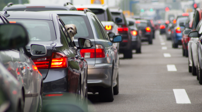 Qué debes considerar al elegir un automóvil para uso urbano